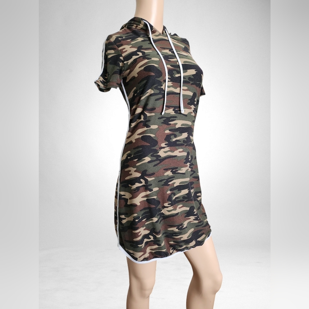 Love ❤️ Ari Army Camo Hoodie Mini Dress M